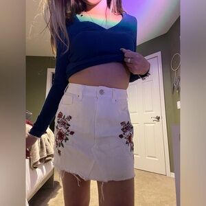 Floral white PacSun skirt!